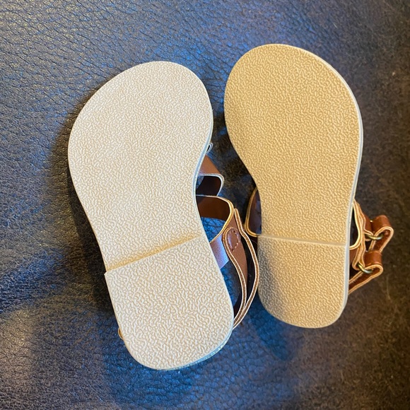 Baby shoe bundle - Picture 10 of 11